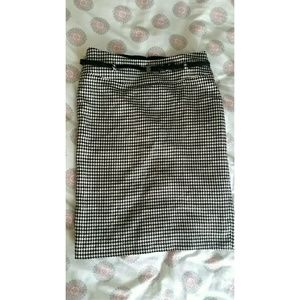 Houndstooth White House Black Market Pencil Skirt